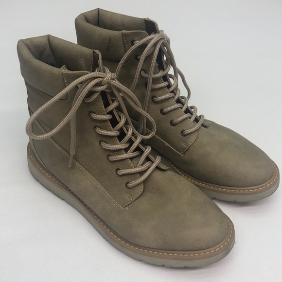 cliffs by white mountain marissa